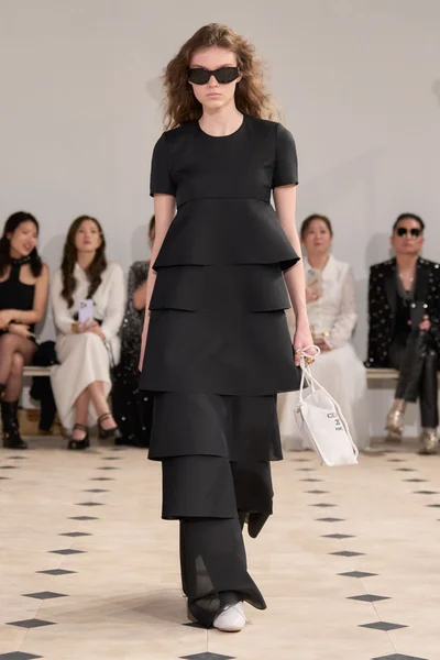 Look 54